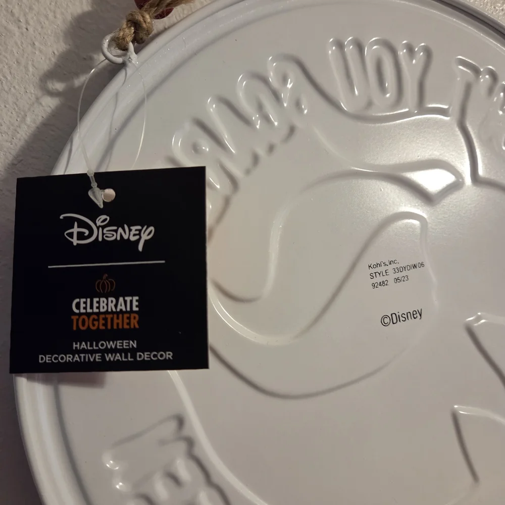 Disney The Nightmare Before Christmas' Zero Metal Sign